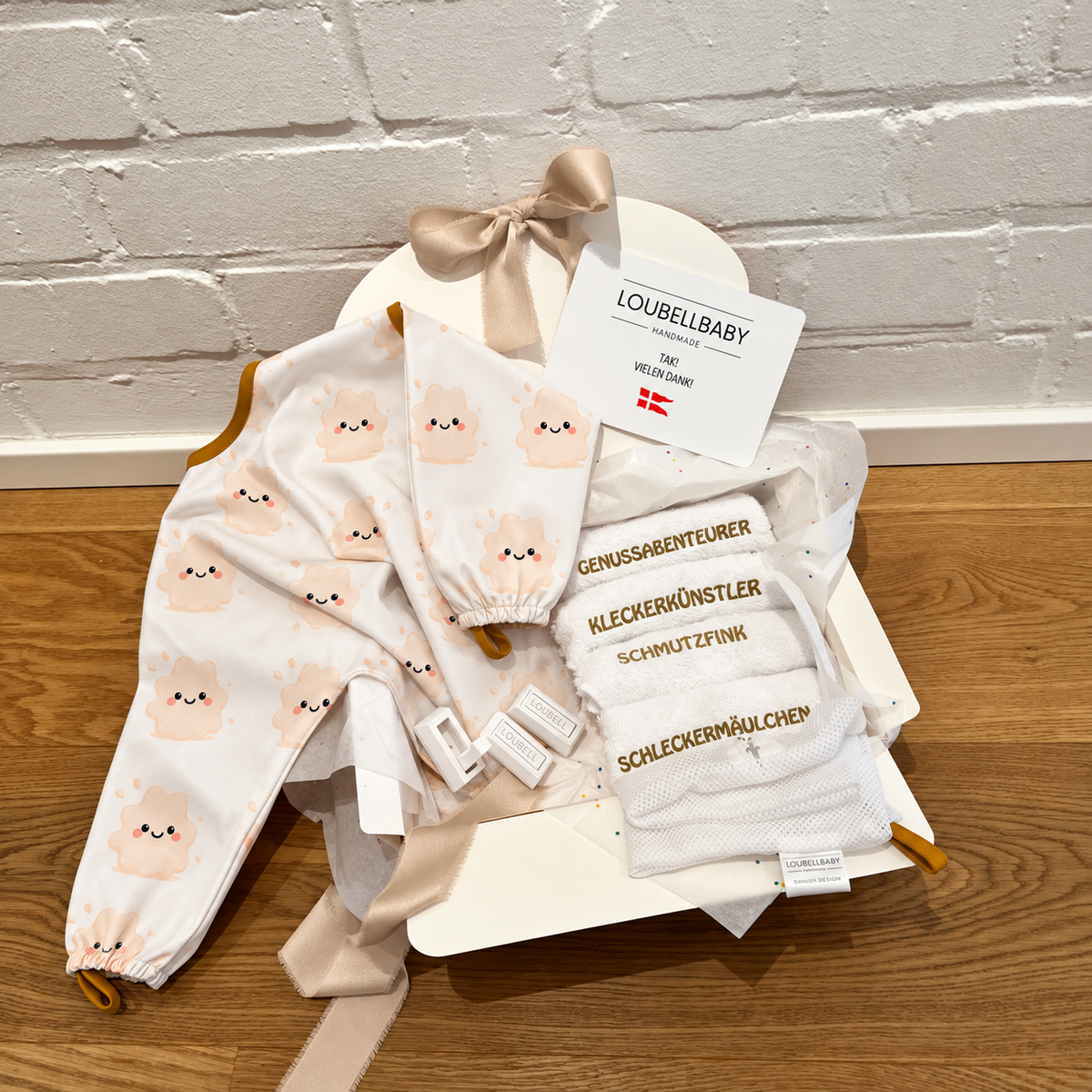 Essens-Entdecker-Set Klecksi Edition in der Geschenkbox mit HAPSI Klecksi Edition und bestickten Waschtüchern